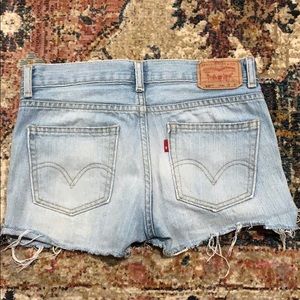 Levi’s cutoff shorts